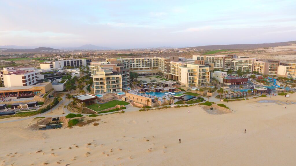 Hard rock Los Cabos 
https://hotel.hardrock.com/los-cabos/?utm_source=mybusiness&utm_medium=organic